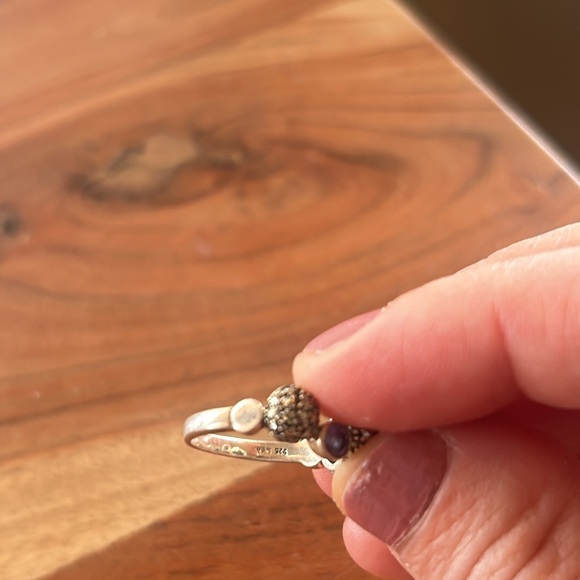 Beautiful Sterling silver ring with amethyst and rhinestones! - Picture 4 of 4